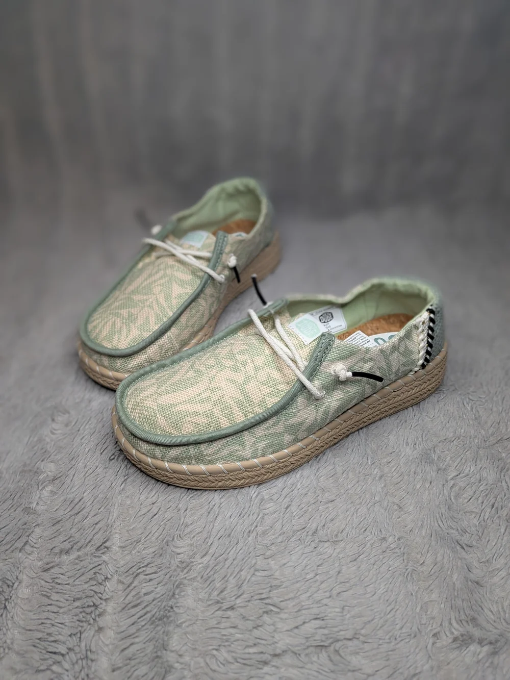 Hey Dude Women's Wally Mint Green Slip-On Shoes Women's Size 5